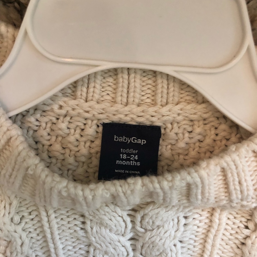 Warm sweater - Picture 2 of 2